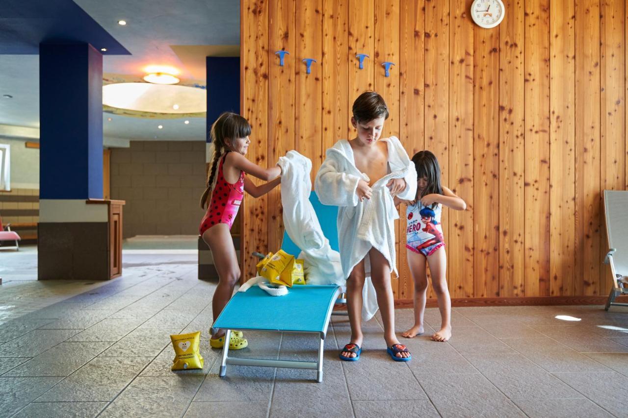 Family Hotel Andes - Only For Family 维哥迪法萨 外观 照片