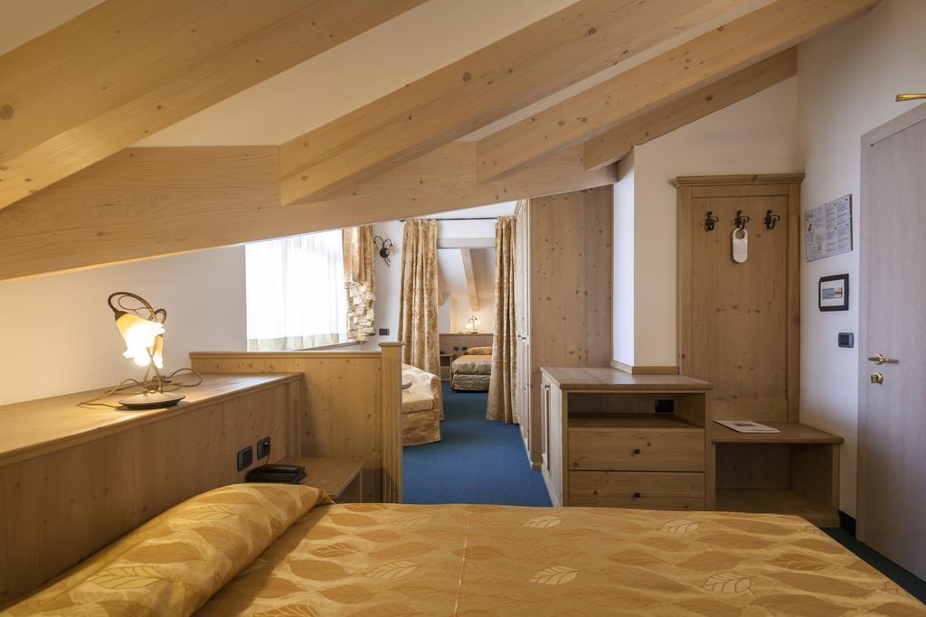 Family Hotel Andes - Only For Family 维哥迪法萨 客房 照片